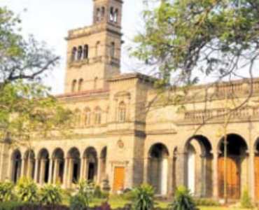 यूनिवर्सिटी हाॅस्टल में 35 कमराें पर अवैध कब्जा